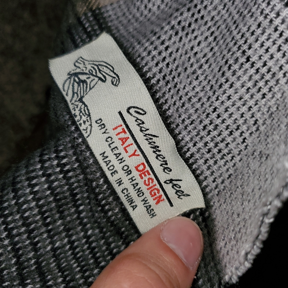 Scarf - Picture 2 of 2